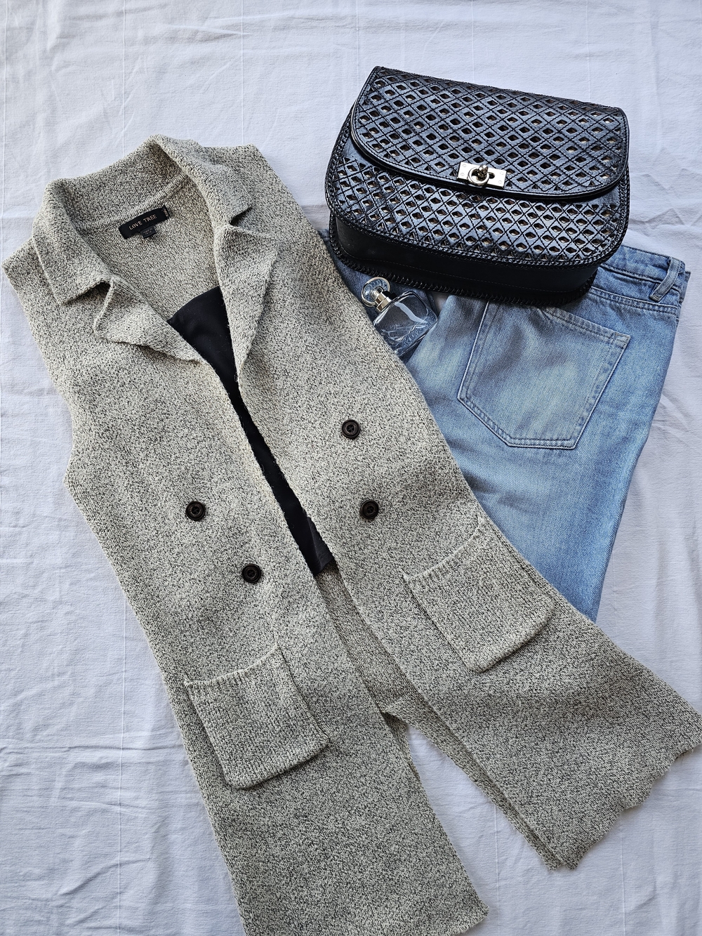 Love Tree Knit Double-Breasted Sleeveless Vest in Heathered Cream